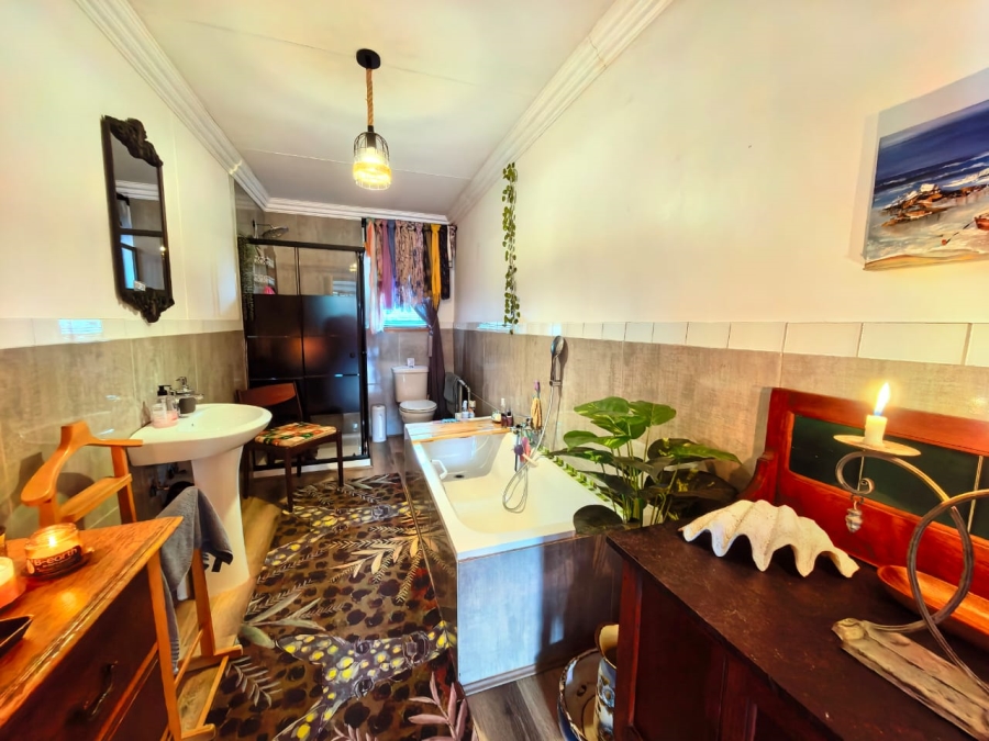 5 Bedroom Property for Sale in Vaalpark Free State